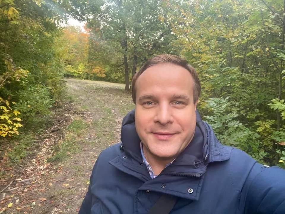 Bagi Iván humorista