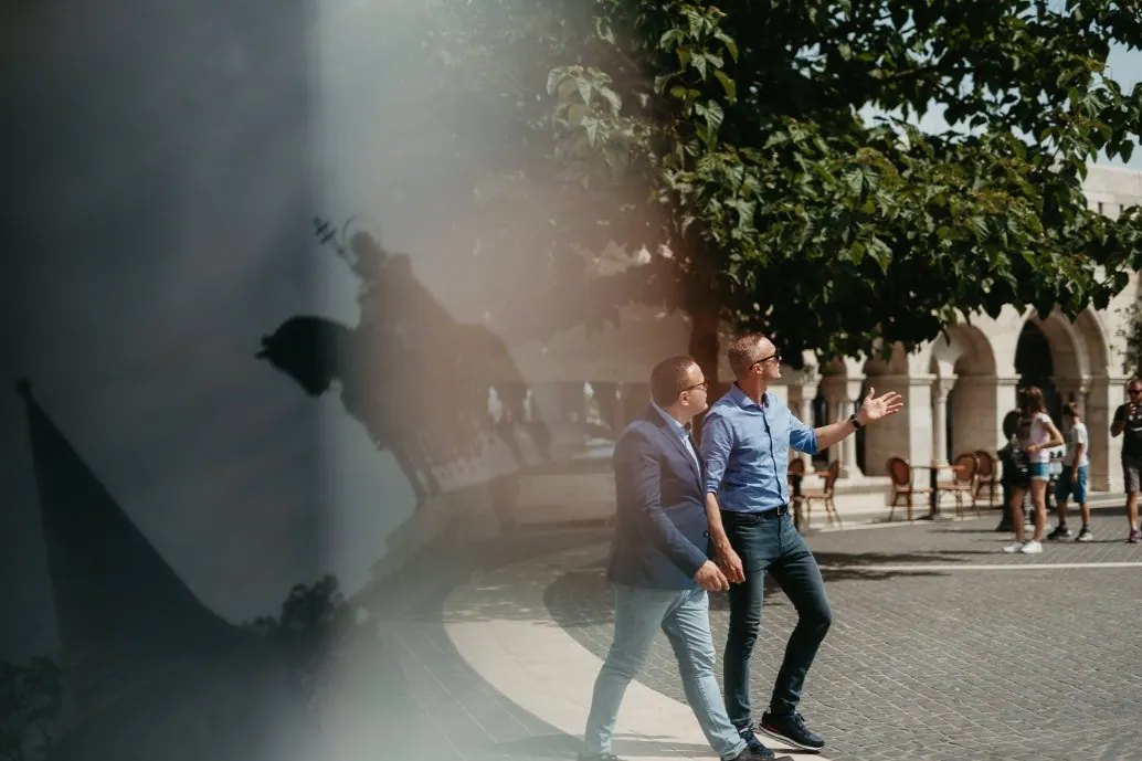 Szép Bence humorista Bagi Iván a Sétaforradalom c. film forgatásán